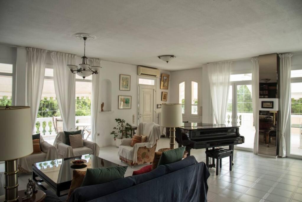 Villa Emily لاغونيسي المظهر الخارجي الصورة